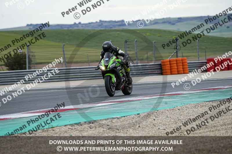 cadwell no limits trackday;cadwell park;cadwell park photographs;cadwell trackday photographs;enduro digital images;event digital images;eventdigitalimages;navarra;no limits trackdays;peter wileman photography;racing digital images;trackday digital images;trackday photos